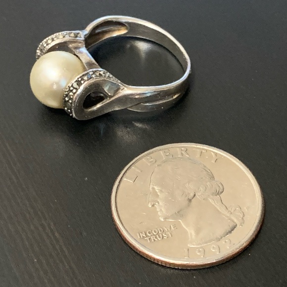 * Vintage Genuine Pearl Marcasite Sterling Silver 925 Ring - Picture 6 of 8